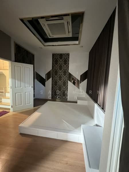 undefined, Bangkok, Nong Kang Plu, Nong Khaem, Bangkok, 4 Bedrooms, 325 sqm, Townhouse For Sale, by Jesadakorn Cohn, 500378296 - DDproperty.com