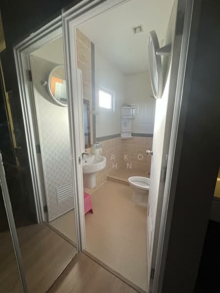 undefined, Bangkok, Nong Kang Plu, Nong Khaem, Bangkok, 4 Bedrooms, 325 sqm, Townhouse For Sale, by Jesadakorn Cohn, 500378296 - DDproperty.com