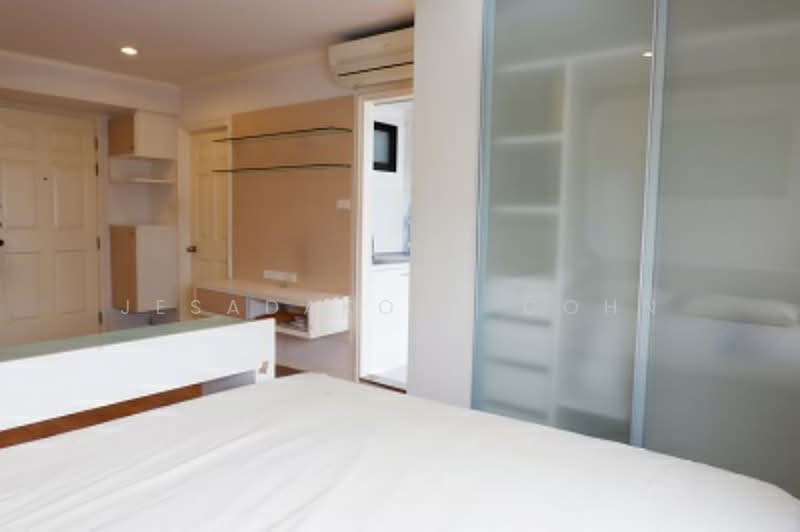 Lumpini Place Pinklao 2, Bangkok, 89 Boromarajonani Road, Arun Amarin, Bangkok Noi, Bangkok, 1 Bedroom, 30 sqm, Condo For Sale, by Jesadakorn Cohn, 500378309 - DDproperty.com