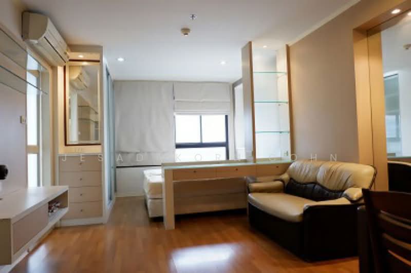 Lumpini Place Pinklao 2, Bangkok, 89 Boromarajonani Road, Arun Amarin, Bangkok Noi, Bangkok, 1 Bedroom, 30 sqm, Condo For Sale, by Jesadakorn Cohn, 500378309 - DDproperty.com