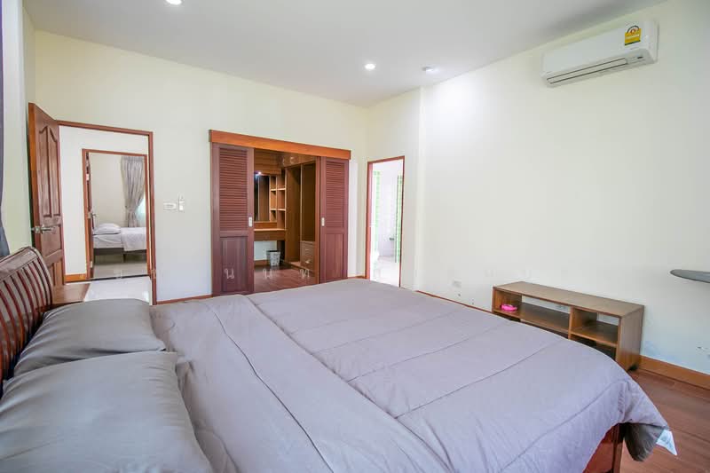 A large house in a garden near Laem Mae Phim Beach., Rayong, Chak Don, Klaeng, Rayong, 3 Bedrooms, 250 sqm, Single Detached House For Sale, by รัชชานนท์ สุขสมบูรณ์, 500378328 - DDproperty.com