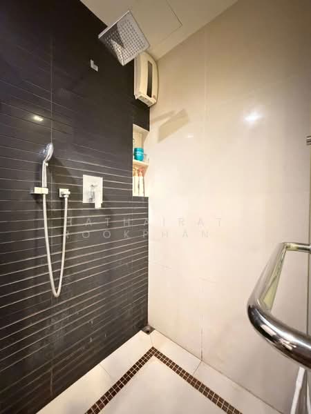 Rhythm Ratchada-Huaikwang, Bangkok, 218 Ratchadaphisek Road, Huai Khwang, Bangkok, 1 Bedroom, 46 sqm, Condo For Sale, by Hathairat Rookphan , 500378349 - DDproperty.com