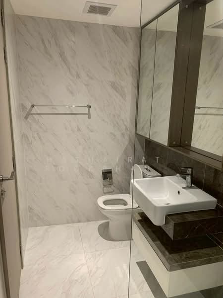 Fynn Asoke, Bangkok, 28 Sukhumvit 10 Alley, Khlong Toei, Bangkok, 1 Bedroom, 34 sqm, Condo For Rent, by Hathairat Rookphan , 500378355 - DDproperty.com