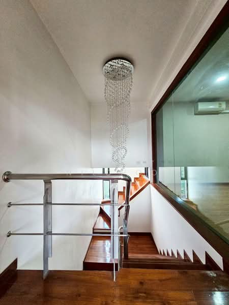 Areeya Mova Kaset-Nawamintr, Bangkok, Soi Moobaan Areeya Mowa, Chorake Bua, Lat Phrao, Bangkok, 5 Bedrooms, 250 sqm, Townhouse For Sale, by Jakkrit Nilchoo, 500378370 - DDproperty.com