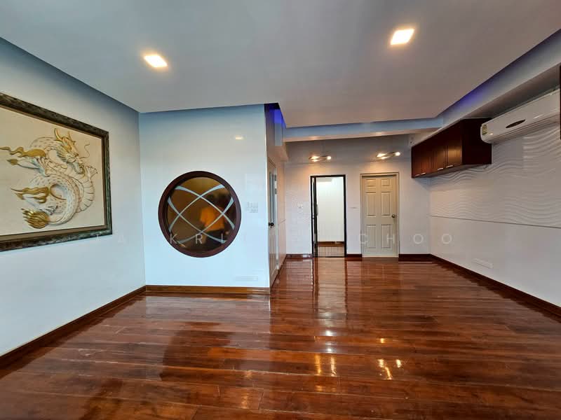 Areeya Mova Kaset-Nawamintr, Bangkok, Soi Moobaan Areeya Mowa, Chorake Bua, Lat Phrao, Bangkok, 5 Bedrooms, 250 sqm, Townhouse For Sale, by Jakkrit Nilchoo, 500378370 - DDproperty.com