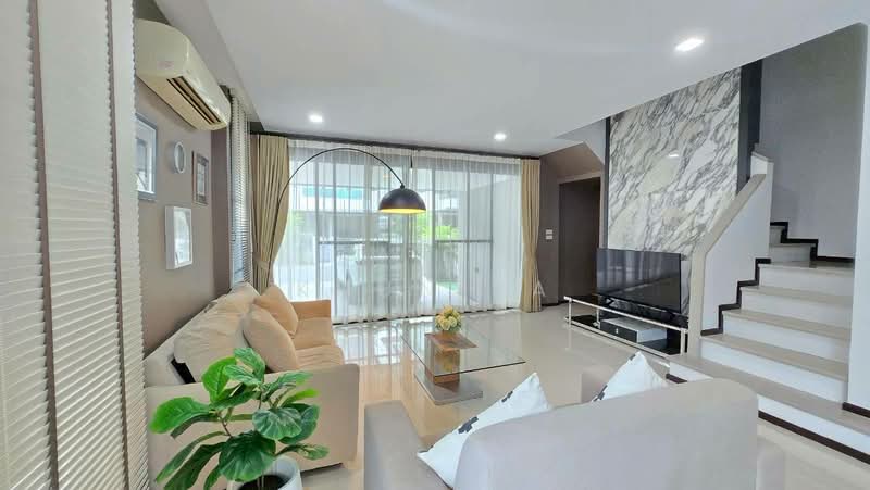 AQ ARBOR Suanluang Rama 9-Pattanakarn : เอคิว อาร์เบอร์ สวนหลวง ร.9-พัฒนาการ, กรุงเทพ, ถนนเฉลิมพระเกียรติรัชกาลที่9 ซอย 48, ดอกไม้, ประเวศ, กรุงเทพ, 303 ตร.ม., บ้านเดี่ยว ขาย, โดย Khun Ja, 500378396 - DDproperty.com