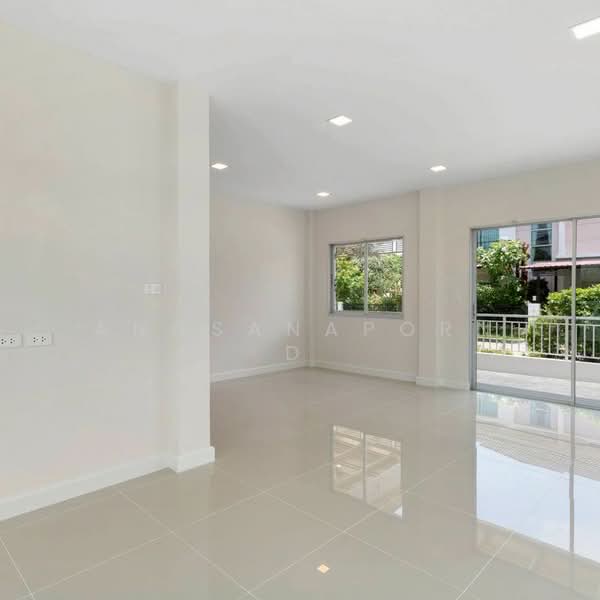 Life Bangkok Boulevard Rama 5, Nonthaburi, Yothathikan Road Nonthaburi 2001, Bang Si Thong, Bang Kruai, Nonthaburi, 3 Bedrooms, 180 sqm, Single Detached House For Sale, by Angsanaporn D, 500378471 - DDproperty.com