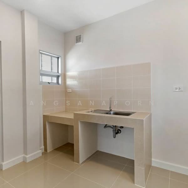 Life Bangkok Boulevard Rama 5, Nonthaburi, Yothathikan Road Nonthaburi 2001, Bang Si Thong, Bang Kruai, Nonthaburi, 3 Bedrooms, 180 sqm, Single Detached House For Sale, by Angsanaporn D, 500378471 - DDproperty.com
