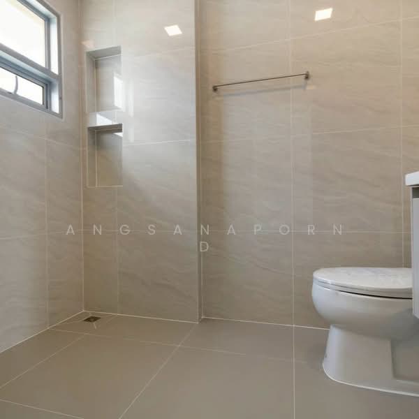 Life Bangkok Boulevard Rama 5, Nonthaburi, Yothathikan Road Nonthaburi 2001, Bang Si Thong, Bang Kruai, Nonthaburi, 3 Bedrooms, 180 sqm, Single Detached House For Sale, by Angsanaporn D, 500378471 - DDproperty.com