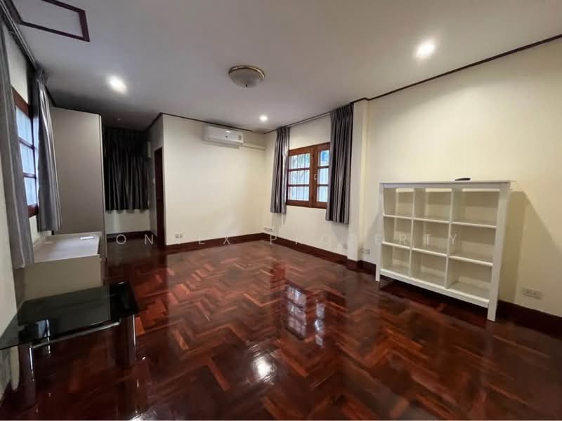 Panya Pattanakarn Village, Bangkok, Soi Phatthanakarn 30, Suan Luang, Bangkok, 5 Bedrooms, 350 sqm, Single Detached House For Rent, by Connex Property, 500378482 - DDproperty.com