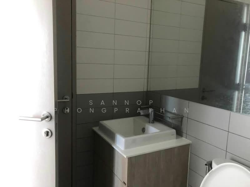 IDEO MOBI Sukhumvit 81, Bangkok, 2097 Sukhumvit Road, Bang Chak, Phra Khanong, Bangkok, 2 Bedrooms, 68 sqm, Condo For Rent, by Sannop Phongpraphan, 500378572 - DDproperty.com