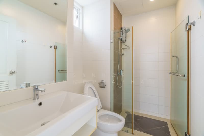The Complete Narathiwat, Bangkok, 9 Naradhiwas Rajanagarindra Rd, Chong Nonsi, Yan Nawa, Bangkok, 2 Bedrooms, 60 sqm, Condo For Rent, by Sannop Phongpraphan, 500378595 - DDproperty.com