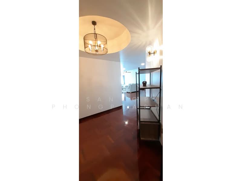 Kanta Mansion, Bangkok, 73 Soi Sukhumvit 26, Khong Tan, Khlong Toei, Bangkok, 3 Bedrooms, 265 sqm, Apartment For Rent, by Sannop Phongpraphan, 500378664 - DDproperty.com