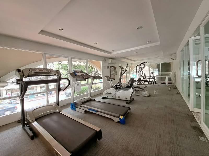 Surawong City Resort, Bangkok, Rama 4, Si Phraya, Bang Rak, Bangkok, 1 Bedroom, 35 sqm, Condo For Rent, by Sannop Phongpraphan, 500378674 - DDproperty.com