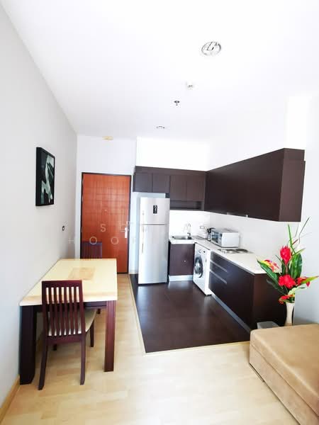 59 Heritage, Bangkok, 18 Soi Sukhumvit 59, Khlong Tan Nua, Watthana, Bangkok, 2 Bedrooms, 66 sqm, Condo For Sale, by Somrad Phoopruksachart, 500378736 - DDproperty.com