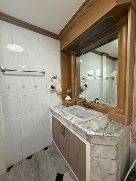 Moobaan Tararom Huamark, Bangkok, Tararom Huamark Soi 1, Phlapphla, Wang Thonglang, Bangkok, 3 Bedrooms, 240 sqm, Single Detached House For Rent, by Rosesirin Expert, 500378929 - DDproperty.com