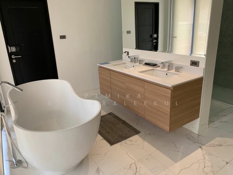 5-BR House, Bangkok, Khlong Tan Nua, Watthana, Bangkok, 5 Bedrooms, 1,000 sqm, Single Detached House For Sale, by Pemika Aukkaraleekul, 500378965 - DDproperty.com