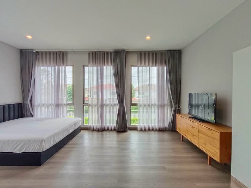 The Palm Bangna - wongwean, Bangkok, Dok Mai, Prawet, Bangkok, 5 Bedrooms, 315 sqm, Single Detached House For Rent, by Sunitra Sachdev, 500378974 - DDproperty.com