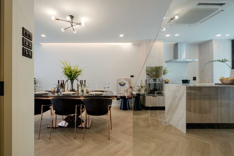 3-BR Townhouse, Bangkok, Khlong Tan Nua, Watthana, Bangkok, 3 Bedrooms, 300 sqm, Townhouse For Sale, by Pemika Aukkaraleekul, 500378982 - DDproperty.com