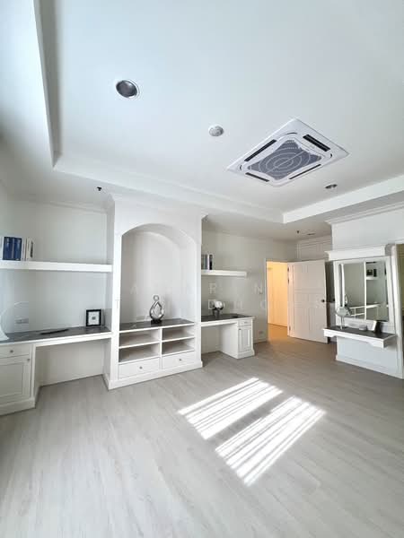 G.P. Grande Tower, Bangkok, 55 Sukhumvit 23, Khlongtoei Nua, Watthana, Bangkok, 4 Bedrooms, 400 sqm, Condo For Rent, by Amarin Sitthidhoon, 500379011 - DDproperty.com