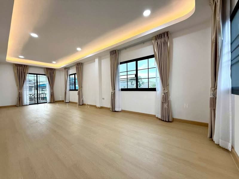 หมู่บ้าน ทิพธนา เพชรเกษม 55, กรุงเทพ, หลักสอง, บางแค, กรุงเทพ, 250 ตร.ม., บ้านเดี่ยว ขาย, โดย Thanyathita Nalinratphokin, 500379054 - DDproperty.com