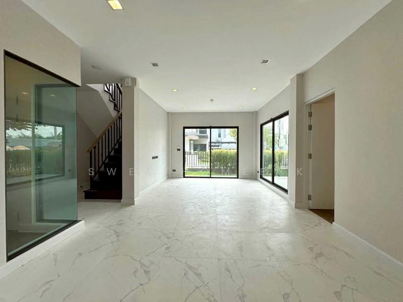 VENUE ID Petchkasem 81, Bangkok, Macharoen Road, Nong Kang Plu, Nong Khaem, Bangkok, 5 Bedrooms, 276 sqm, Single Detached House For Sale, by SweetHomeBKK, 500379060 - DDproperty.com