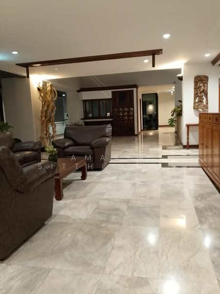 The Lanai Private Residence, Bangkok, 33 Sukhumvit 26, Khong Tan, Khlong Toei, Bangkok, 4 Bedrooms, 350 sqm, Apartment For Rent, by Amarin Sitthidhoon, 500379070 - DDproperty.com
