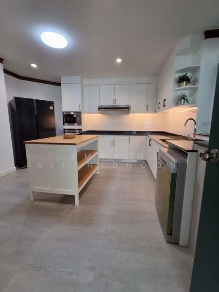 The Lanai Private Residence, Bangkok, 33 Sukhumvit 26, Khong Tan, Khlong Toei, Bangkok, 4 Bedrooms, 350 sqm, Apartment For Rent, by Amarin Sitthidhoon, 500379070 - DDproperty.com