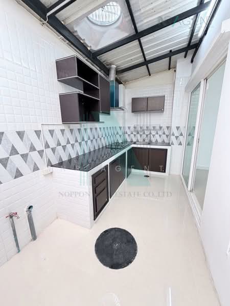 Gusto Petchakasem 69-Kanchanapisek, Bangkok, 89 Road along Khlong Phasi Charoen, southern side, Nong Kham, Nong Khaem, Bangkok, 3 Bedrooms, 110 sqm, Townhouse For Sale, by NR AGENT, 500379079 - DDproperty.com