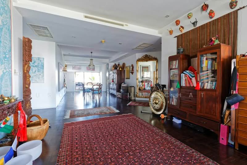 Castle Hill Mansion : คาสเซิลฮิลส์ แมนชั่น, กรุงเทพ, 12 ซอย เอกมัย 6, พระโขนงเหนือ, วัฒนา, กรุงเทพ, 326 ตร.ม., คอนโด ขาย, โดย Usuma Usumachat, 500379109 - DDproperty.com