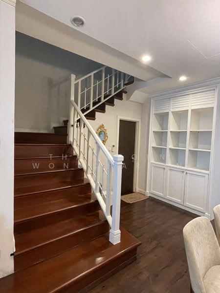 Leticia Rama 9, Bangkok, Soi Rama 9 17, Bang Kapi, Huai Khwang, Bangkok, 3 Bedrooms, 190 sqm, Condo For Rent, by Thanaporn Wongcharoen, 500379156 - DDproperty.com