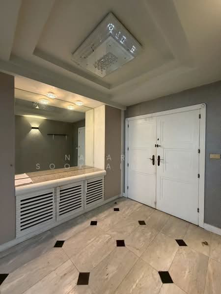 President Park Sukhumvit 24, Bangkok, 99 Sukhumvit 24 Alley, Khlongtoei Nua, Watthana, Bangkok, 3 Bedrooms, 223 sqm, Condo For Rent, by Nakarin Sookpaiboon, 500379197 - DDproperty.com