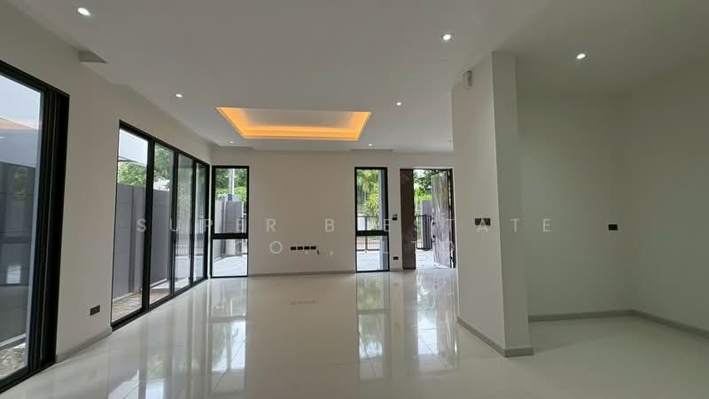 ฟีล ทาวน์ ลาดพร้าว 101, กรุงเทพ, ลาดพร้าว, คลองเจ้าคุณสิงห์, วังทองหลาง, กรุงเทพ, 270 ตร.ม., บ้านเดี่ยว ขาย, โดย Super B Estate Co., Ltd, 500379216 - DDproperty.com