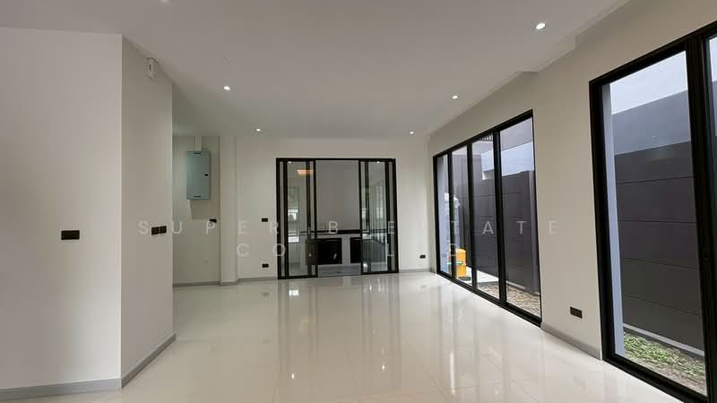 Feel Town Lat Phrao 101, Bangkok, ลาดพร้าว, Khlong Chaokhun Sing, Wang Thonglang, Bangkok, 4 Bedrooms, 270 sqm, Single Detached House For Sale, by Super B Estate Co., Ltd, 500379216 - DDproperty.com