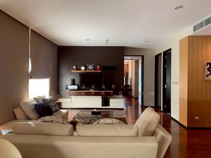 The Height, Bangkok, Soi Sukhumvit 55, Khlong Tan Nua, Watthana, Bangkok, 2 Bedrooms, 141 sqm, Condo For Rent, by Nakarin Sookpaiboon, 500379234 - DDproperty.com