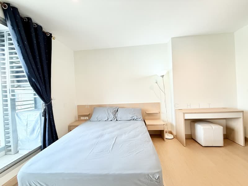 Rhythm Ratchada, Bangkok, 558 Ratchadaphisek Road, Samsen Nok, Huai Khwang, Bangkok, 1 Bedroom, 45 sqm, Condo For Rent, by Areeya Kingwichit, 500379399 - DDproperty.com