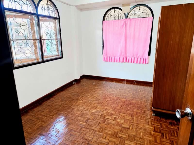 ให้เช่าบ้านเดี่ยวหลังใหญ่ ใกล้ ม.เกษตร ศรีราชา, Chon Buri (Pattaya), Thung Suk La, Si Racha, Chon Buri (Pattaya), 3 Bedrooms, 180 sqm, Single Detached House For Rent, by Dusit Saengfa, 500379421 - DDproperty.com
