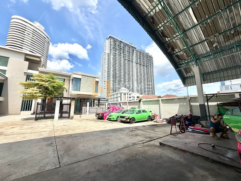 ที่ดินพร้อมบ้าน จรัญสนิทวงศ์ 72, Bangkok, Bang O, Bang Phlat, Bangkok, , 1,792 sqm, Land For Sale, by HOME Real Estate Service, 500379593 - DDproperty.com
