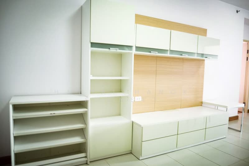 Supalai Park Asoke-Ratchada, Bangkok, Dindaeng Road, Din Daeng, Bangkok, 1 Bedroom, 49 sqm, Condo For Rent, by Hathaichanok Saenset, 500379624 - DDproperty.com
