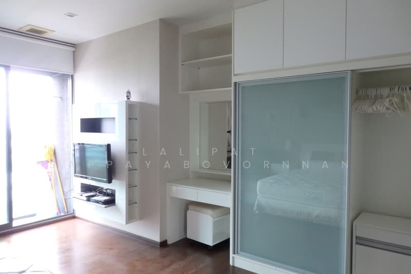 Noble Remix, Bangkok, 772 Soi Sukhumvit 36, Sukhumvit Road, Khong Tan, Khlong Toei, Bangkok, 1 Bedroom, 40 sqm, Condo For Rent, by Lalipat Sappayabovornnan, 500379715 - DDproperty.com