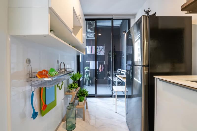 IDEO Mobi Asoke, Bangkok, New Petchaburi Road, Bang Kapi, Huai Khwang, Bangkok, Studio, 29 sqm, Condo For Rent, by Hathaichanok Saenset, 500379716 - DDproperty.com