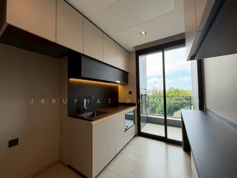 The Room Sukhumvit 38, Bangkok, Soi Sukhumvit 38, Phra Kanong, Khlong Toei, Bangkok, 1 Bedroom, 44 sqm, Condo For Sale, by Jaruphat Phukham, 500379796 - DDproperty.com
