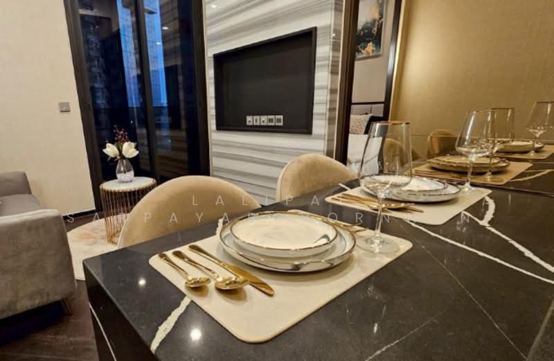 The Esse Sukhumvit 36, Bangkok, Soi Sukhumvit 36, Sukhumvit Road, Phra Kanong, Khlong Toei, Bangkok, 1 Bedroom, 38 sqm, Condo For Rent, by Lalipat Sappayabovornnan, 500379821 - DDproperty.com