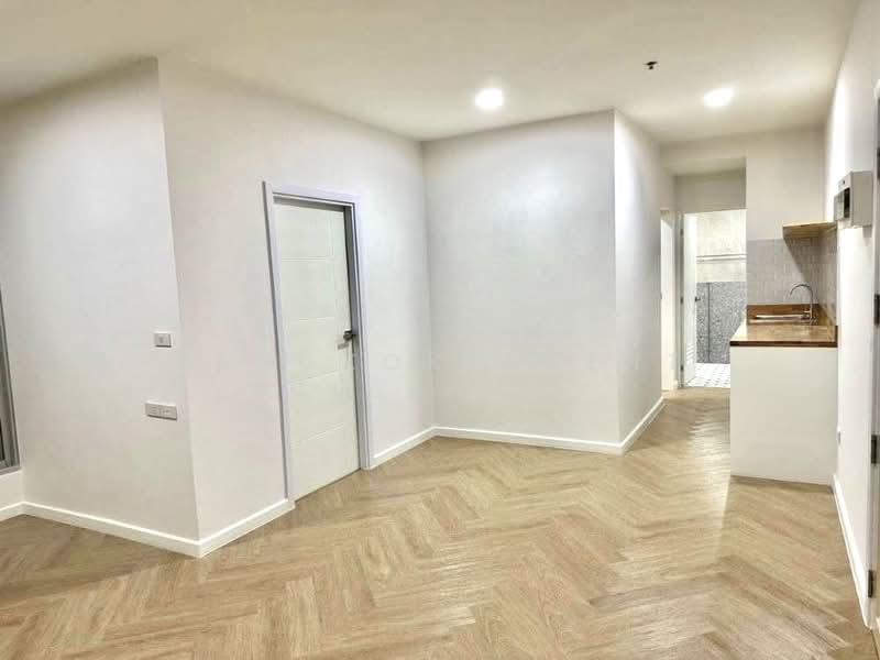 Pathumwan Resort, Bangkok, Phayathai Road, Thanon Phaya Thai, Ratchathewi, Bangkok, 2 Bedrooms, 60 sqm, Condo For Sale, by Bangkok Agent Co.,Ltd., 500379837 - DDproperty.com