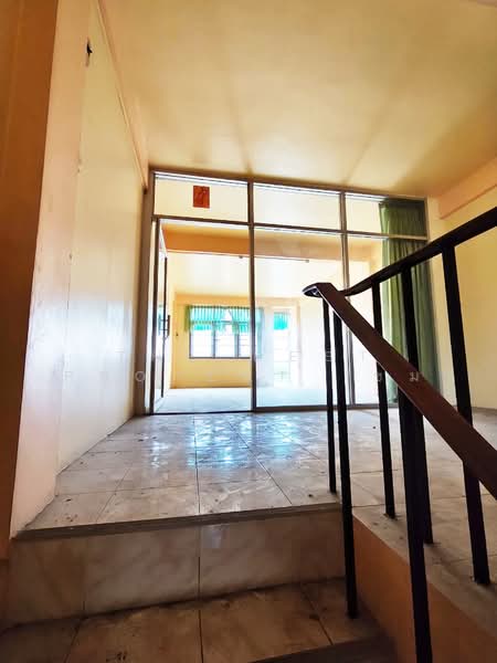 อาคารพาณิชย์ศรีราชา ชลบุรี, Chon Buri (Pattaya), Si Racha, Chon Buri (Pattaya), , 100 sqm, Shophouse For Sale, by The Best Propert เขม, 500379853 - DDproperty.com