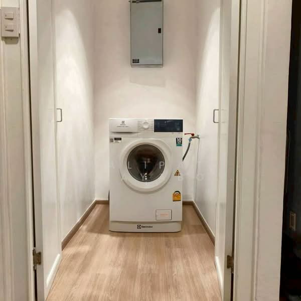 Acadamia Grand Tower, Bangkok, Soi Sukhumvit 43, Khlong Tan Nua, Watthana, Bangkok, 2 Bedrooms, 91 sqm, Condo For Rent, by Lalipat Sappayabovornnan, 500379925 - DDproperty.com