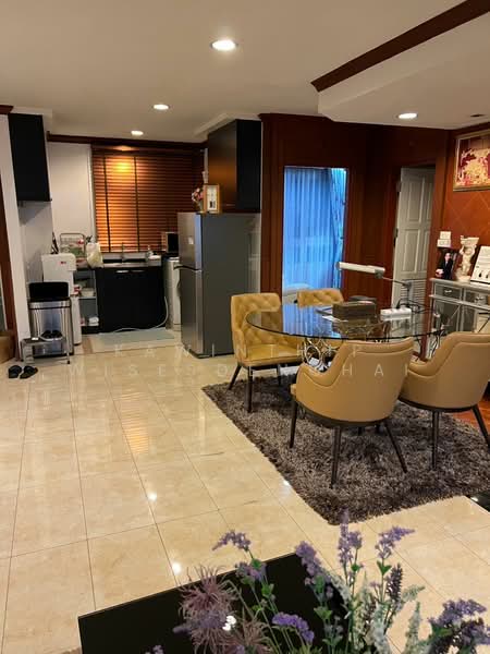 Baan Siri Sathorn : บ้านสิริ สาทร, กรุงเทพ, 10 ซอยเย็นอากาศ 1, ทุ่งมหาเมฆ, สาทร, กรุงเทพ, 70 ตร.ม., คอนโด ขาย, โดย Kawinthip Wisesdenchai, 500380006 - DDproperty.com