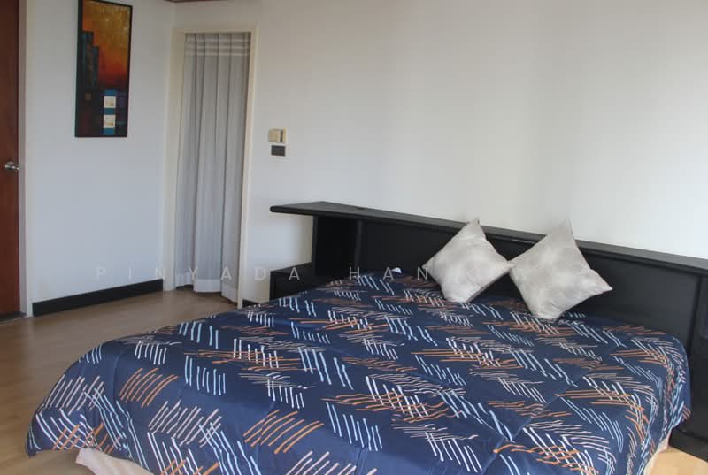 Lake Avenue Sukhumvit 16, Bangkok, Soi Sammitr Sukhumvit Road, Khlong Tan Nua, Watthana, Bangkok, 2 Bedrooms, 113 sqm, Condo For Rent, by Pinyada Hantewee, 500380019 - DDproperty.com