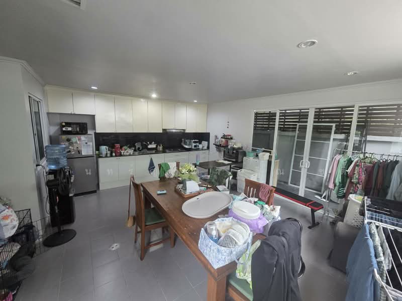 Baan Klang Muang Sathorn-Taksin 2 : บ้านกลางเมือง สาทร-ตากสิน 2, กรุงเทพ, ถนนกัลปพฤกษ์, บางค้อ, จอมทอง, กรุงเทพ, 167 ตร.ม., ทาวน์เฮ้าส์ ให้เช่า, โดย ปรินทร์ญาดา ชิณโชติ, 500380069 - DDproperty.com