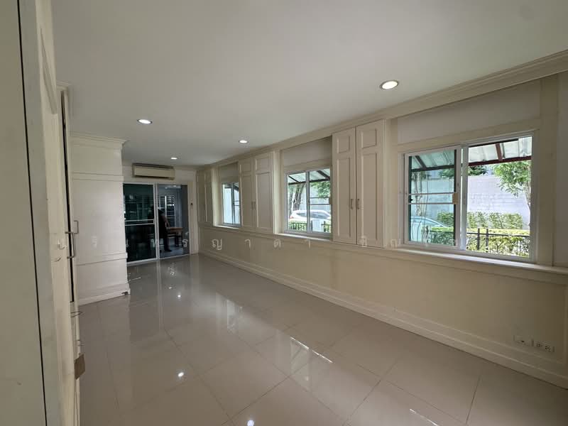 Baan Klang Muang Sathorn-Taksin 2, Bangkok, Kanlapaphruek Road, Bangko, Chom Thong, Bangkok, 3 Bedrooms, 167 sqm, Townhouse For Rent, by ปรินทร์ญาดา ชิณโชติ, 500380069 - DDproperty.com